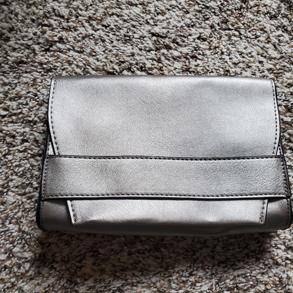Summer & Rose Clutch